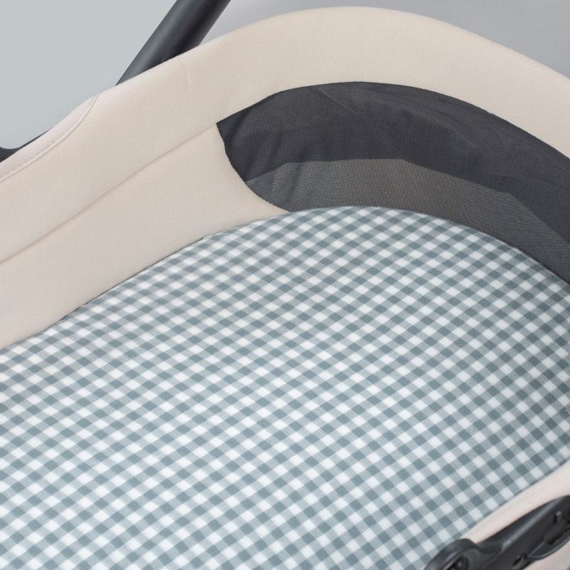 Lot de 2 draps housses pour nacelle Praliné Vichy Rayures Matcha Walking Mum Ambiance 3